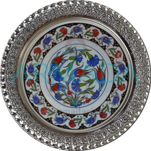 Armada Çini PRT 32 25 Cm Siyah Altın Yaldızlı Lale karanfil Çini Desenli Gümüş Çerçeveli Porselen Tabak