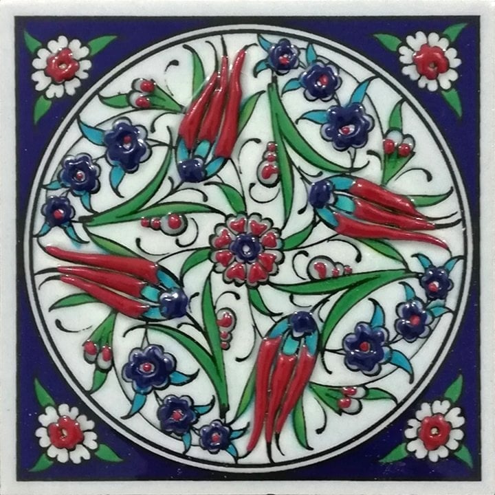 10x10 Cm ED 108  Dört lale Eldekoru Kütahya Çini Pano
