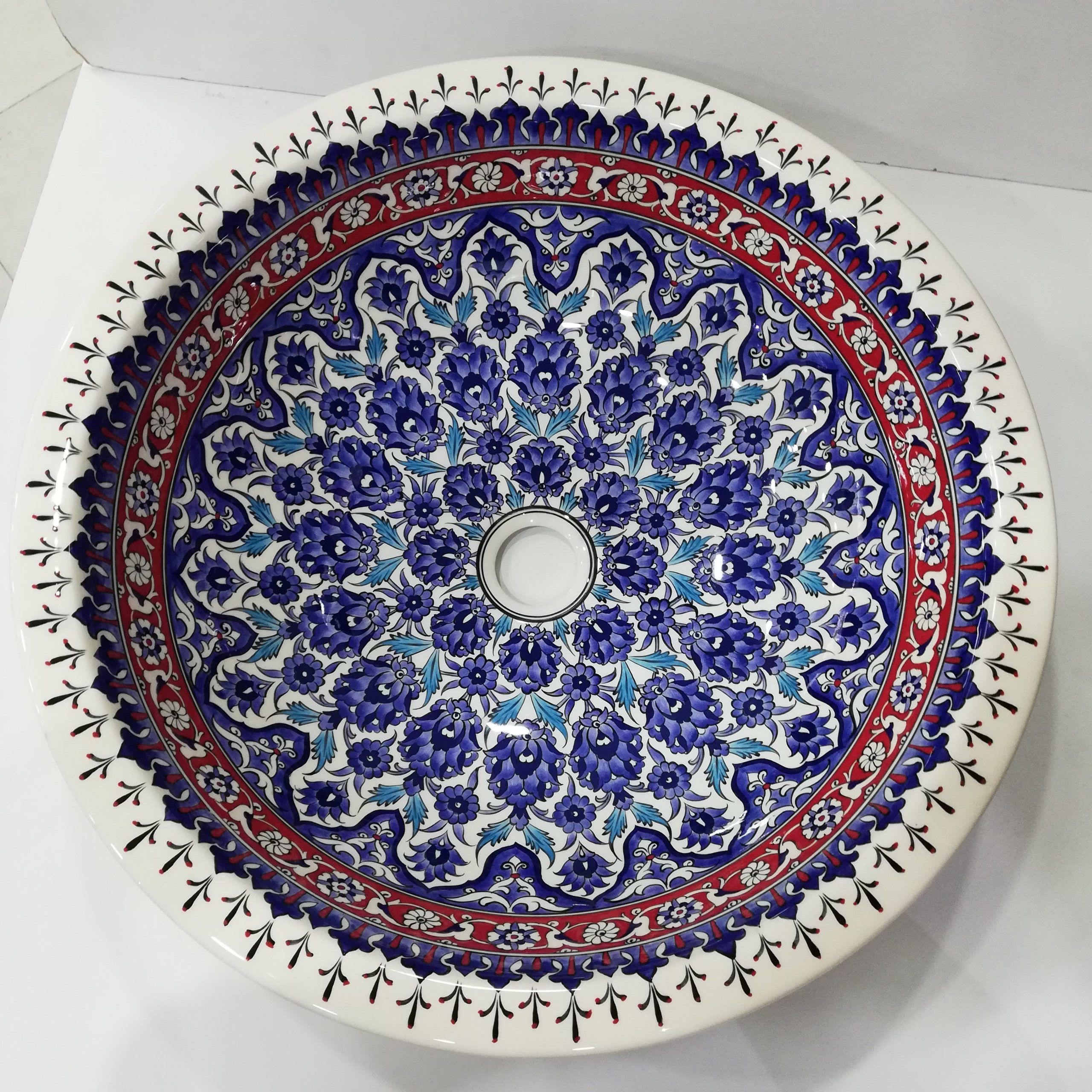 Dantel Desenli El Yapımı Tezgah Üstü Çini Lavabo